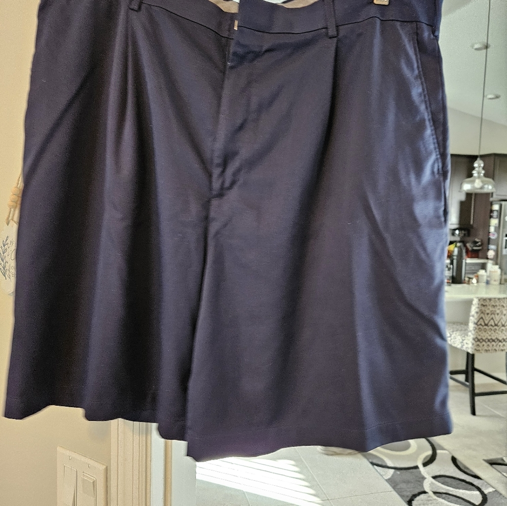 Men's Walter Hogan Shorts, Size 40